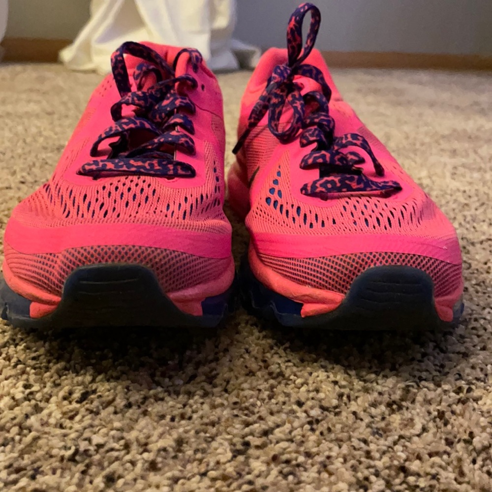 Pink Nike Vapormax